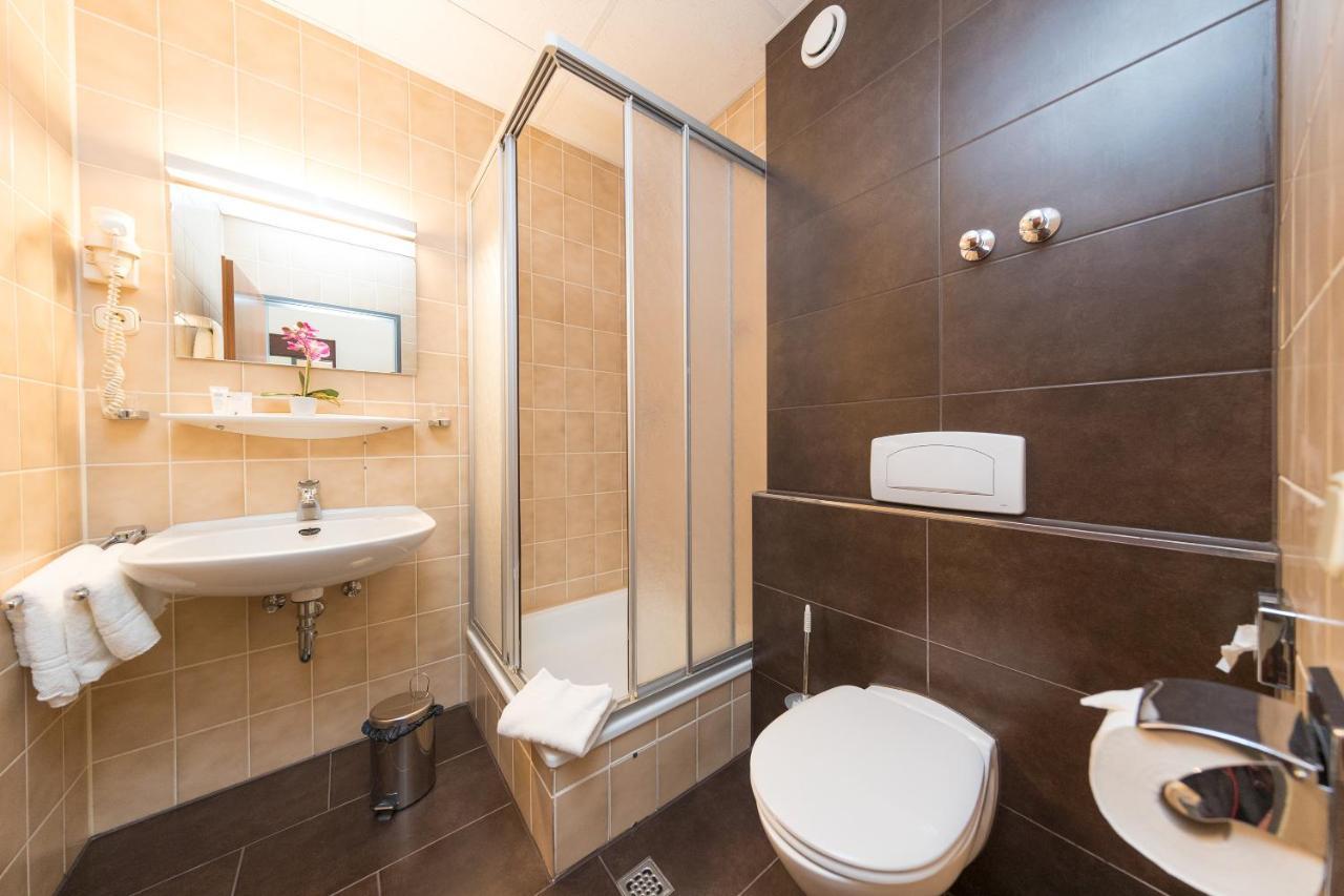 Cityhotel Uelzen Quarto foto